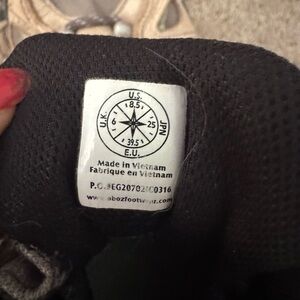 Oboz Black Footwear
